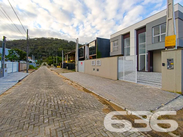 LINDO IMÓVEL COM SUÍTE + 2 QUARTOS EM SÃO FRANCISC