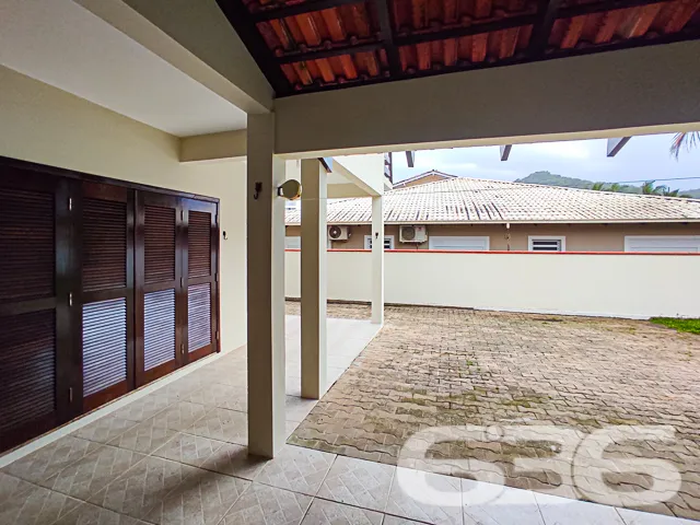 Sobrado a 330m da Praia em Itaguaçu, Ubatuba - São
