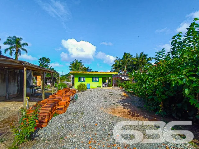 Casa na Praia de Itaguaçu - Bairro Ubatuba, São Fr