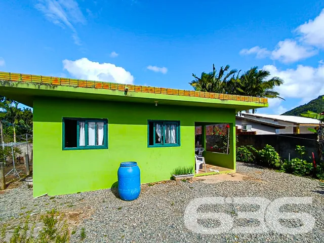 Casa na Praia de Itaguaçu - Bairro Ubatuba, São Fr