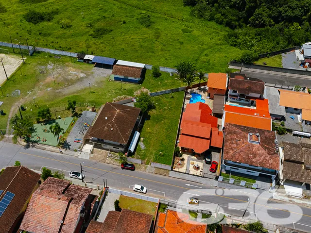 TERRENO PLANO E PRONTO PARA CONSTRUIR À VENDA NO B