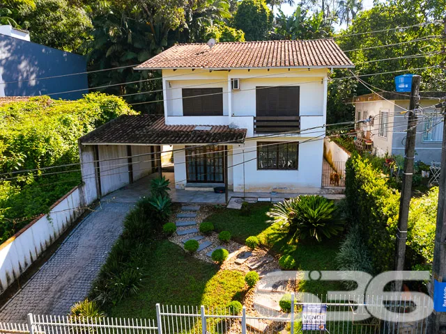 EXCELENTE SOBRADO COM SUĂTE + 2 DORMITĂRIOS NO BAI