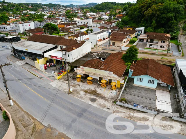 IMÓVEL COMERCIAL À VENDA NO BAIRRO ITAUM!

Com uma