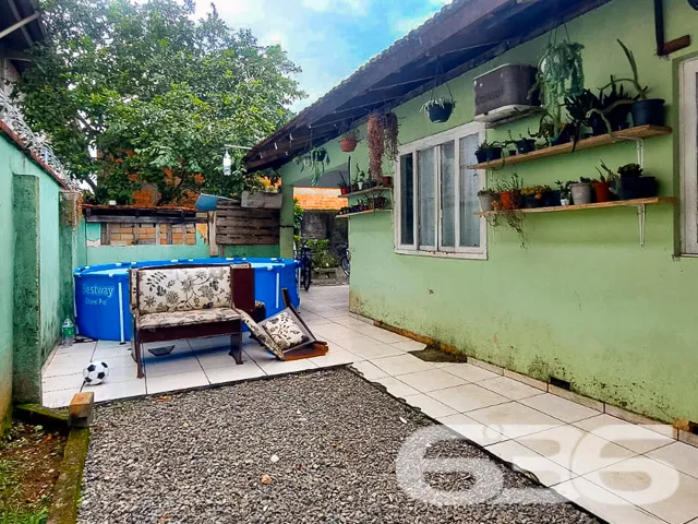IMÓVEL À VENDA COM AMPLO TERRENO NO BAIRRO IRIRIÚ