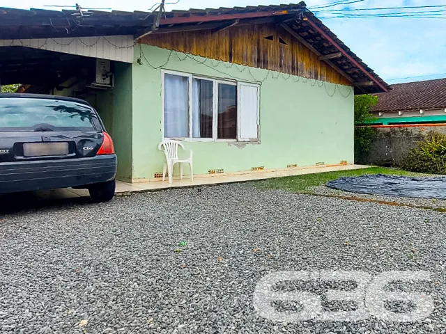 IMÓVEL À VENDA COM AMPLO TERRENO NO BAIRRO IRIRIÚ