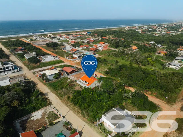 Casa térrea à venda no Balneário de Ervino, em São