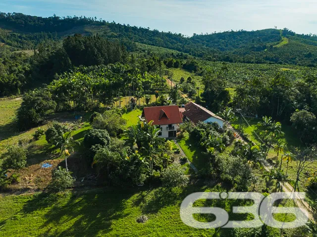 Descubra o Encanto Rural Modernizado em São João d