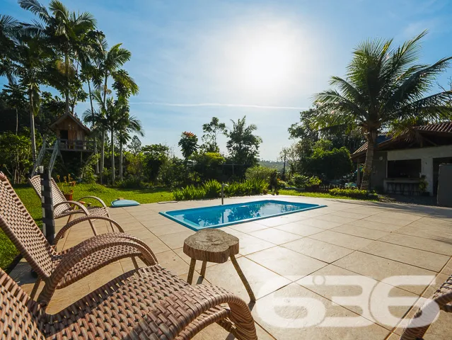 Descubra o Encanto Rural Modernizado em São João d
