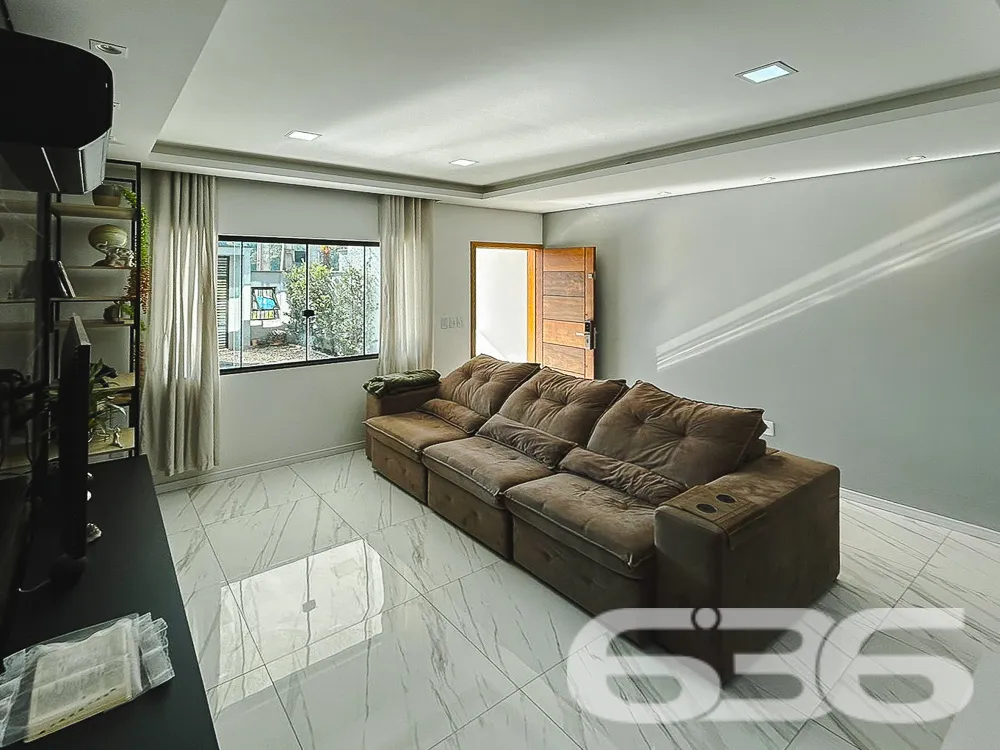 Explore um lar sofisticado e moderno, onde estilo
