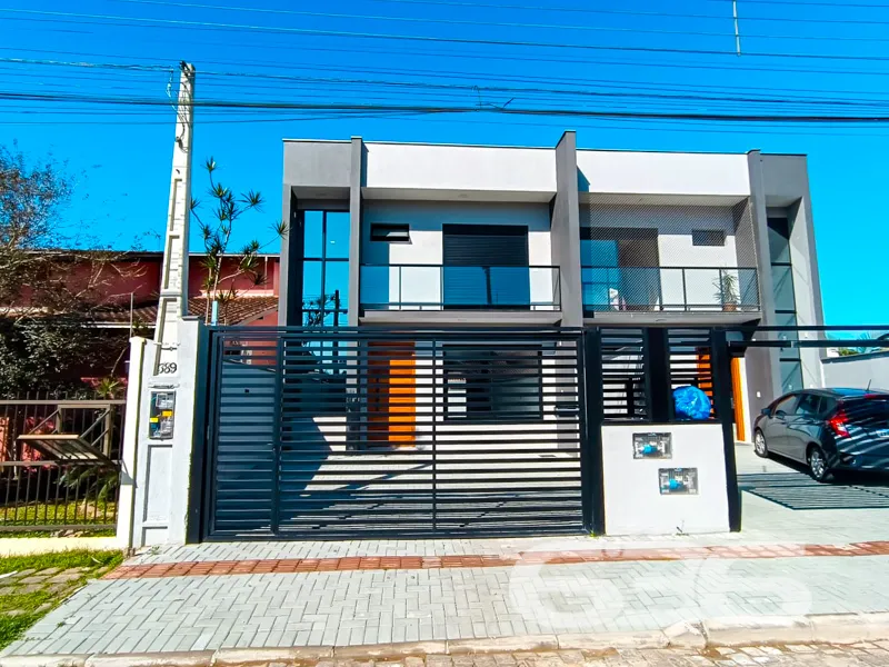 Excelente Residência Geminada de Alto Padrão no Ba