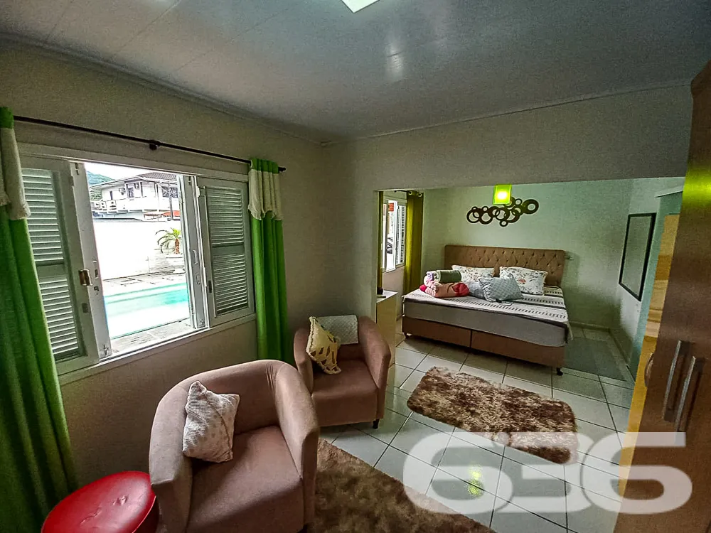 Casa Residencial PadrĂŁo em Joinville, SC
Descubra