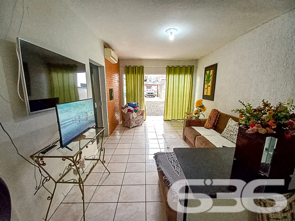 Casa Residencial PadrĂŁo em Joinville, SC
Descubra