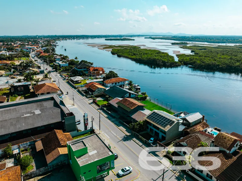 Oportunidade! Prédio Comercial Moderno à Venda em