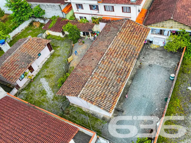 Descubra o potencial inigualável deste terreno esp