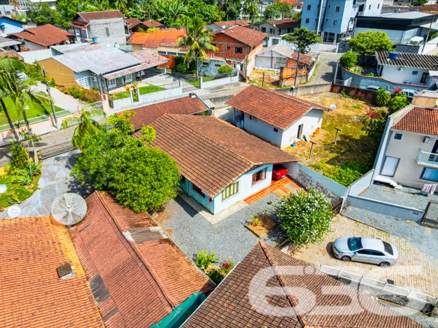 Descubra uma Oportunidade Ănica em Joinville - Res