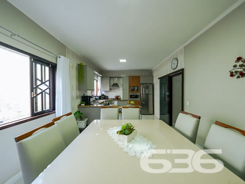 RESIDÊNCIA PADRÃO - SOBRADO sub-esquina

Uma resid