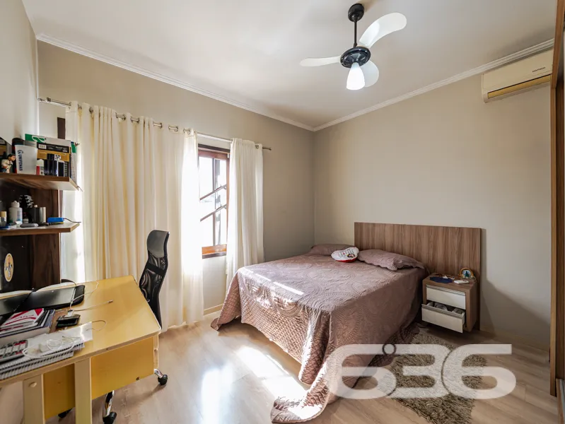 RESIDÊNCIA PADRÃO - SOBRADO sub-esquina

Uma resid