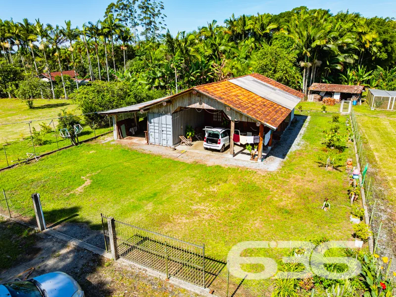 Chácara à venda em Balneário Barra do Sul/SC – Um
