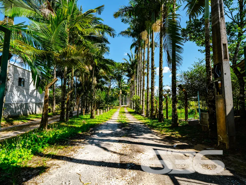Chácara à venda em Balneário Barra do Sul/SC – Um