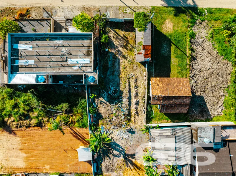 Terreno à venda no bairro Costeira em Balneário Ba