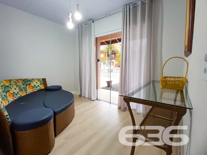 Casa a 750m do Mar, Pronta para Morar – Bairro Ens