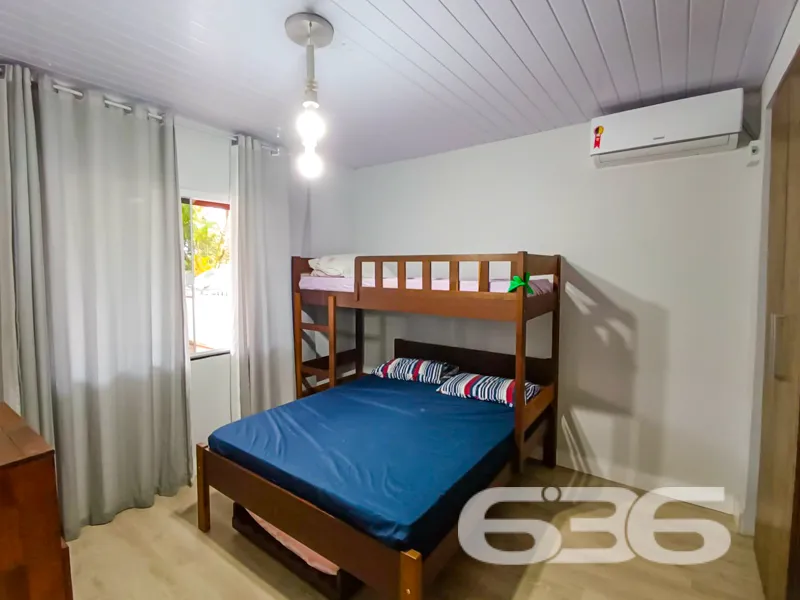 Casa a 750m do Mar, Pronta para Morar – Bairro Ens