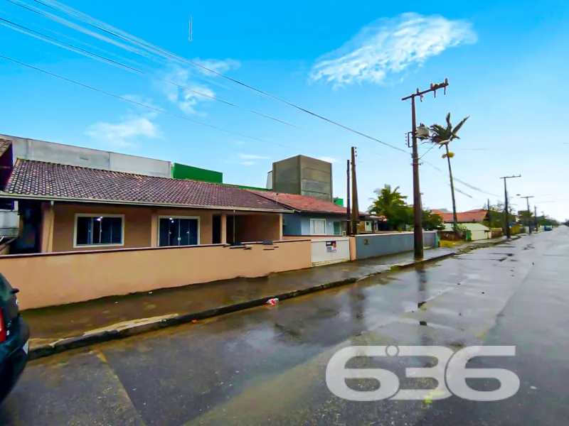 Casa a 750m do Mar, Pronta para Morar – Bairro Ens