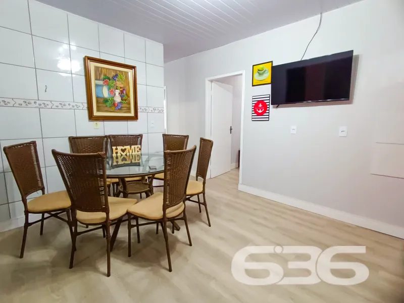 Casa a 750m do Mar, Pronta para Morar – Bairro Ens