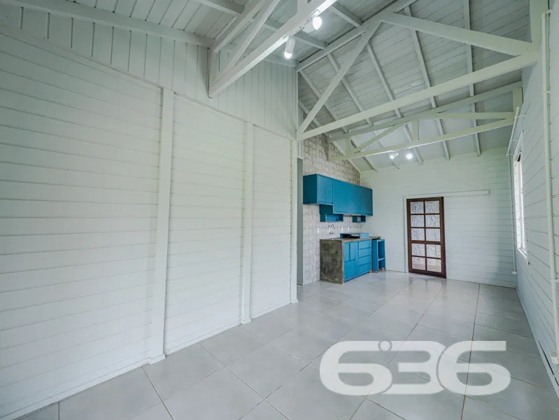 Seu novo refĂșgio no Bom Retiro, Joinville!
Aprese