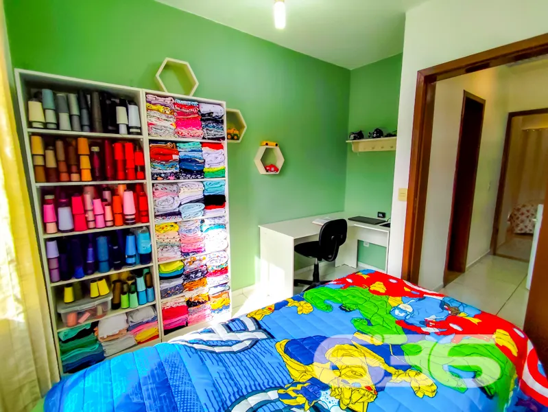 Excelente sobrado geminado Ă venda no bairro Boehm