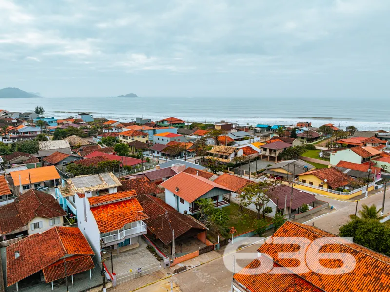 Venha conhecer o sobrado dos seus sonhos no coraçã