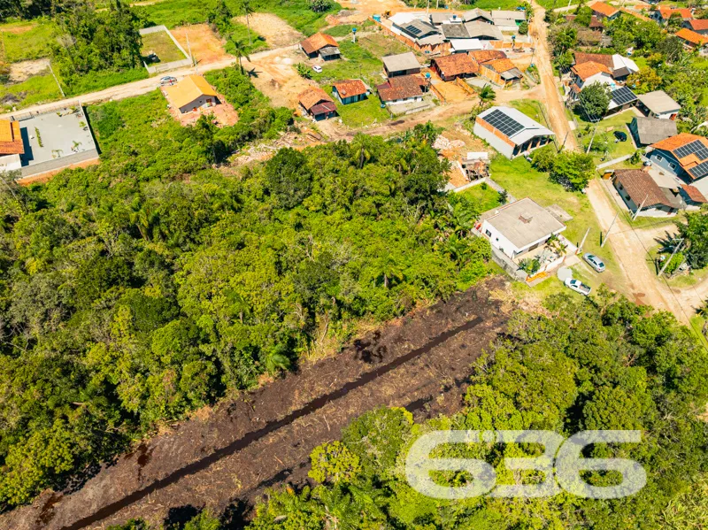 Oportunidade Única: Terreno à Venda em Balneário B