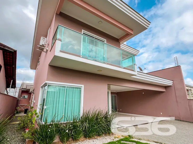 A Casa dos Seus Sonhos em Araquari/SC Espera por V
