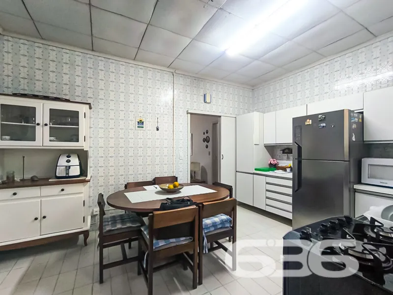 Descubra o refĂșgio ideal no coração vibrante de Jo