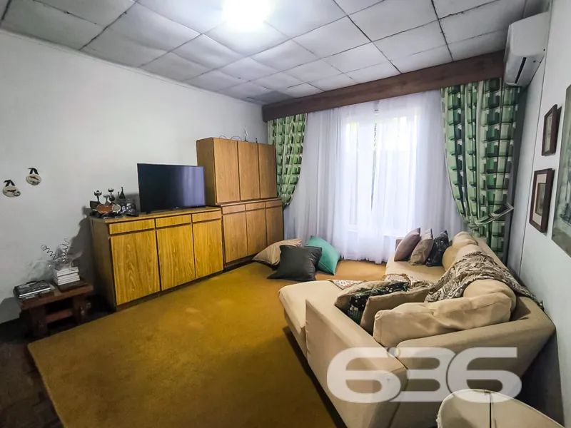 Descubra o refĂșgio ideal no coração vibrante de Jo
