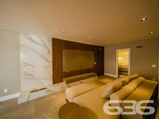 VIVA O LUXO NO CORAÇÃO DO AMÉRICA: APARTAMENTO DE 