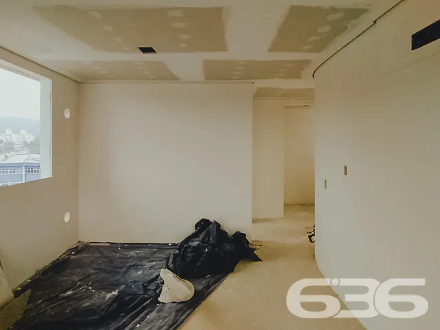 BELĆSSIMO APARTAMENTO COM 3 SUĆTES, NO BAIRRO SAGU
