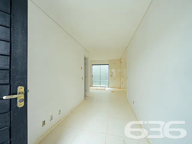 SOBRADO EM CONDOMĂNIO FECHADO
Procurando por um i