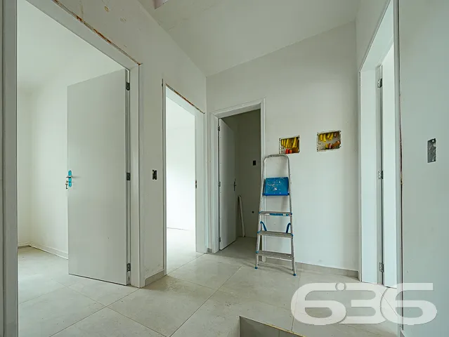 SOBRADO EM CONDOMĂNIO FECHADO
Procurando por um i