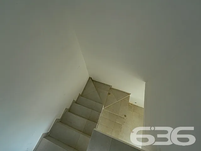 SOBRADO EM CONDOMĂNIO FECHADO
Procurando por um i