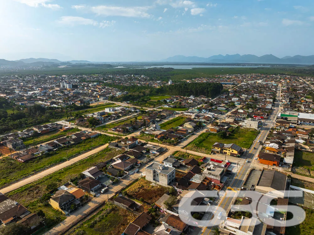Imóvel Geminado Sobrado com Entrega em 2025 no Bai
