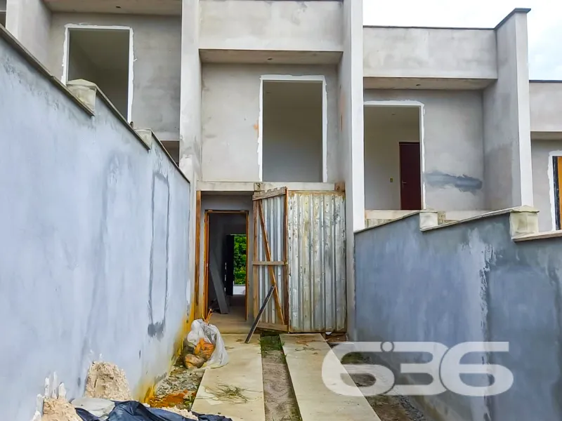 Apresentamos a vocĂȘ uma bela casa Ă venda no bairr